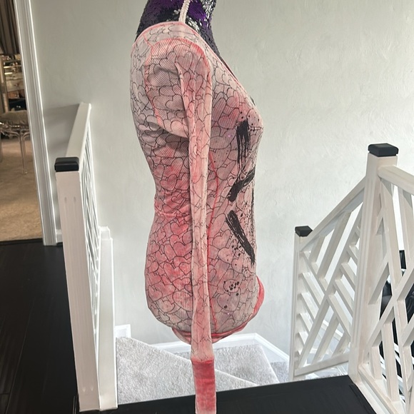 Peace generation med new no tags sheer - Picture 2 of 4